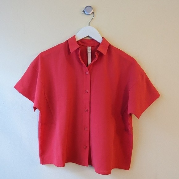 lululemon athletica Tops - Lululemon Full Day Ahead Short Sleeve Shirt Red 2